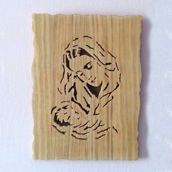 Quadro Madonna con Bambino traforo in legno 30 x 22 cm